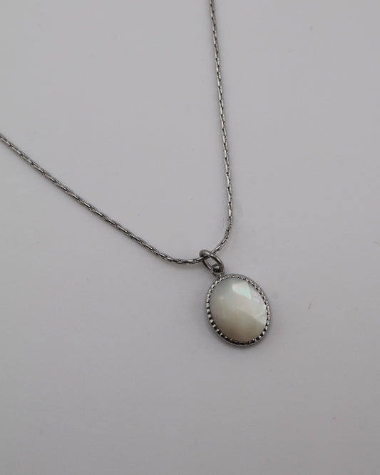Portimao Necklace Mother of Pearl Silver necklace — NOEVAH