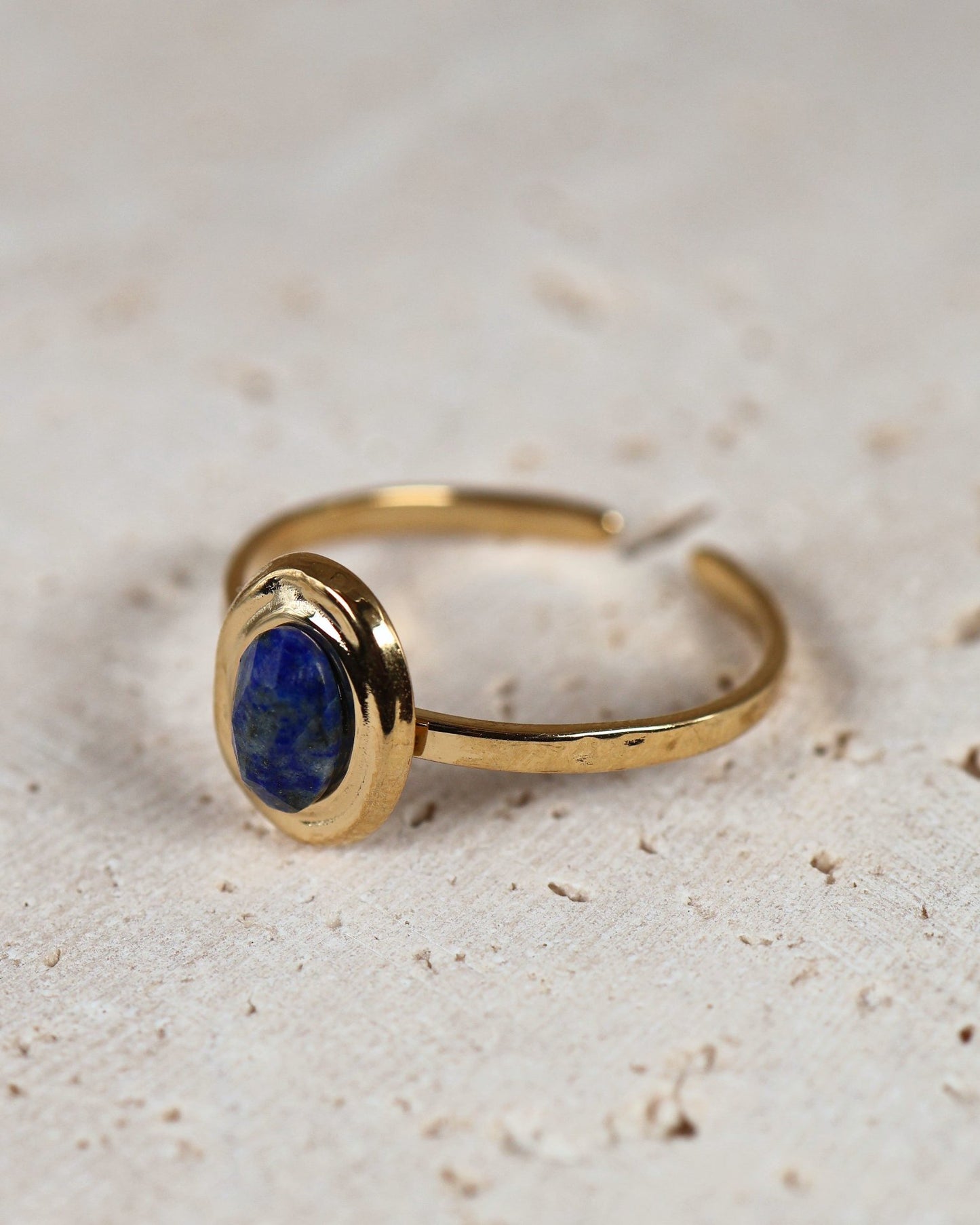 Amalya Lapis Lazuli ring — natural stone | NOEVAH