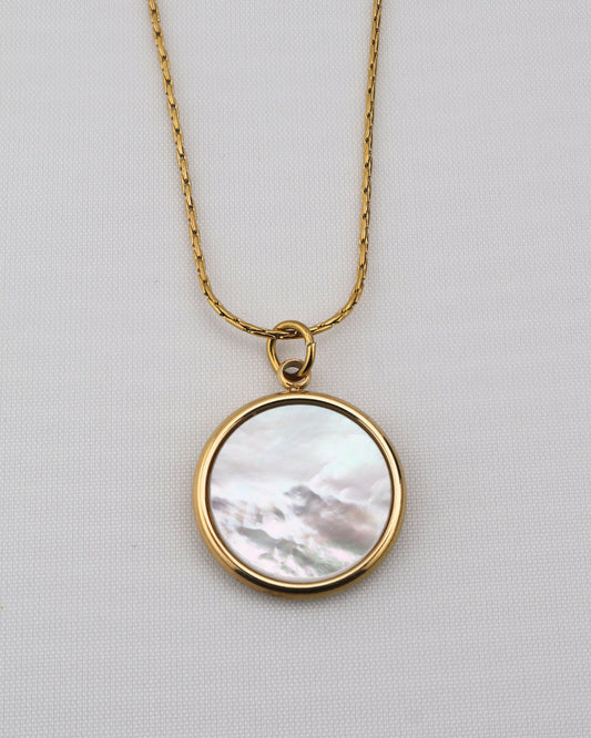 Juna Mother of Pearls necklace — natural stone | NOEVAH