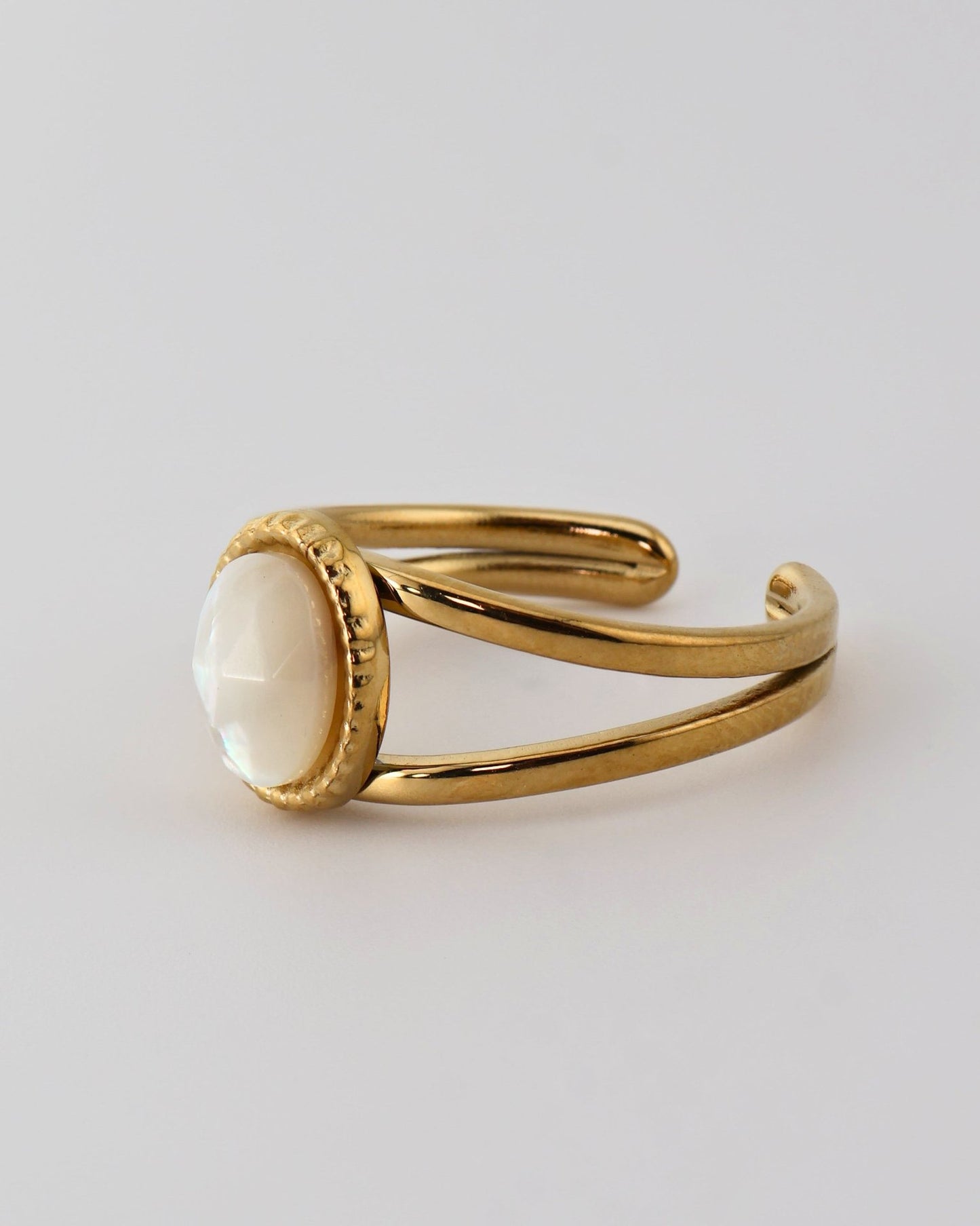 Portimao Mother of Pearl ring — natural stone | NOEVAH