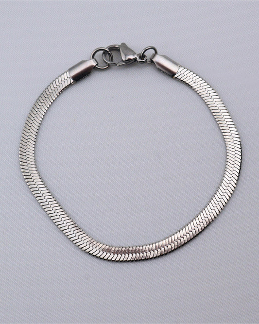 Quisara Silver necklace — stainless steel | NOEVAH