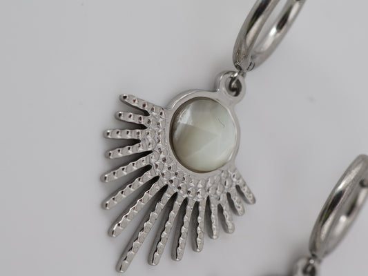 Mystic Earrings Mother of Pearl Silver — NOEVAH
