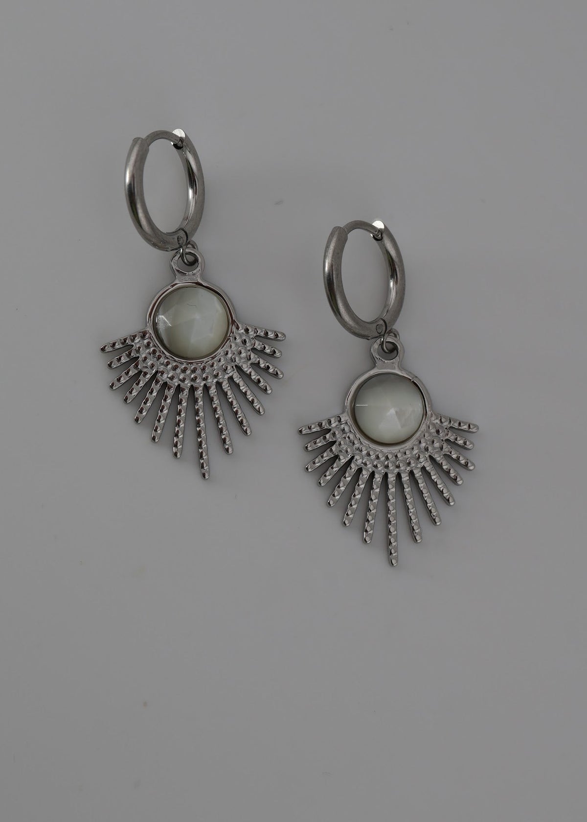 Mystic Earrings Mother of Pearl Silver — NOEVAH
