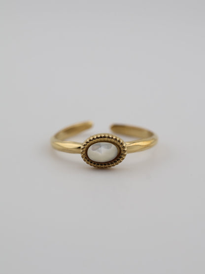 Milan Ring Mother of Pearl