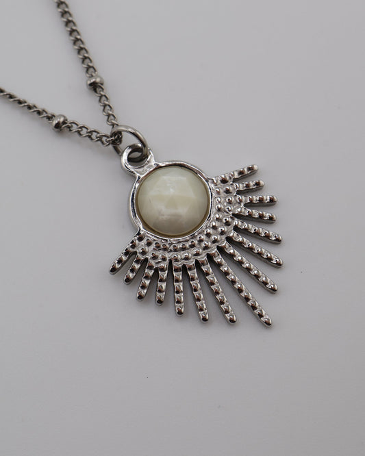 Mystic Mother of Pearl Silver necklace — NOEVAH