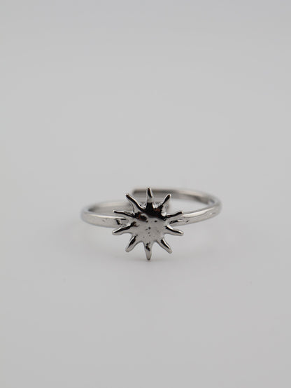 Solia Silver Ring