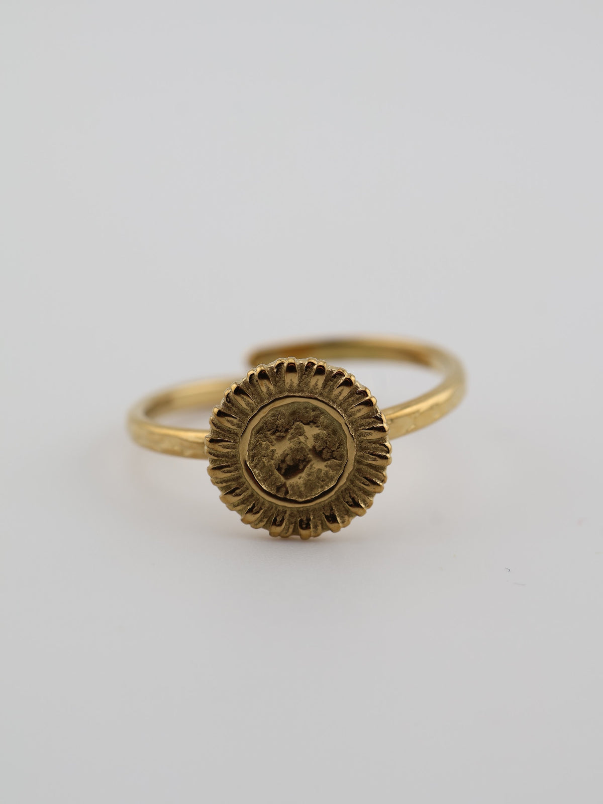 Medellin Ring