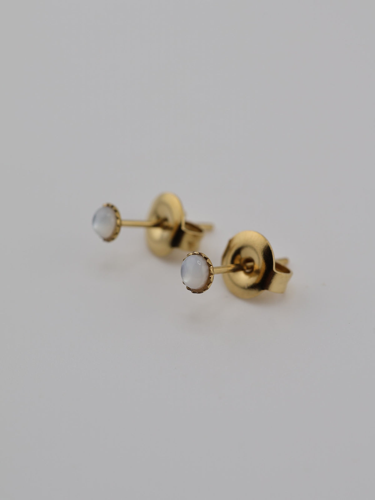 Ilios Mother of Pearl — NOEVAH