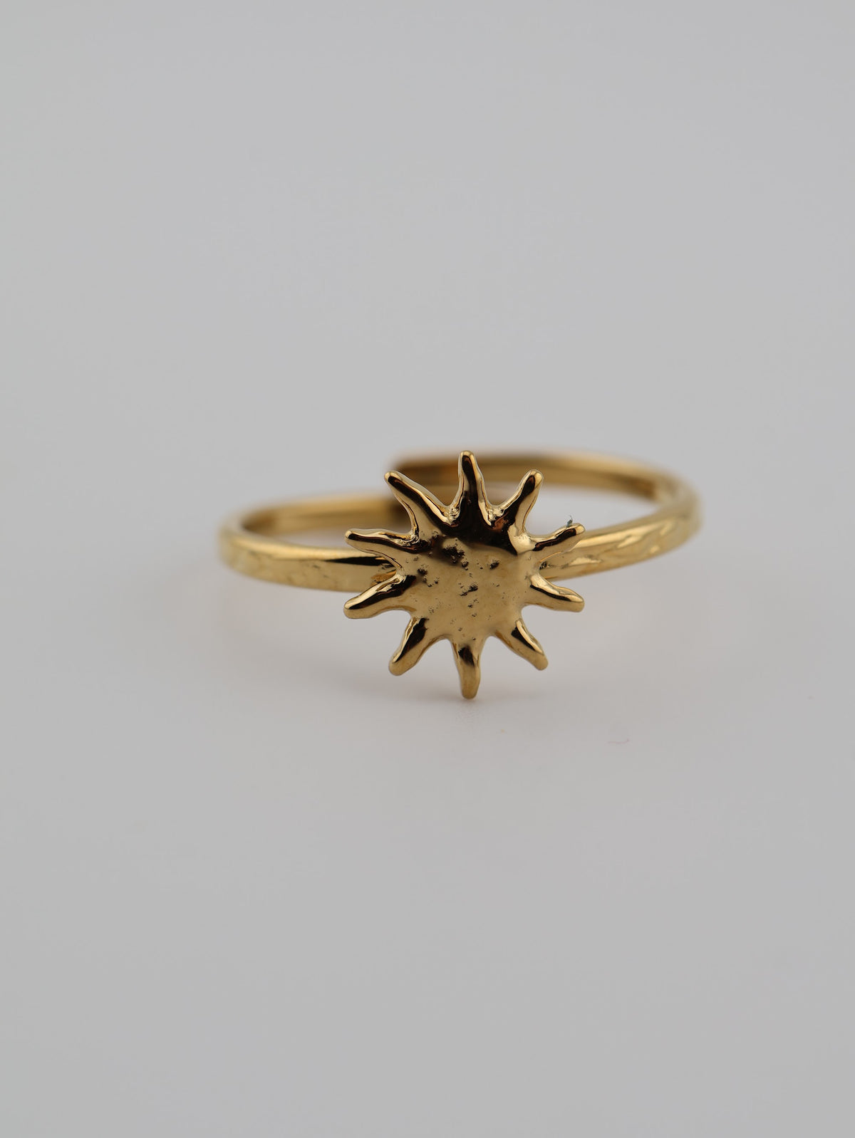 Solia Ring