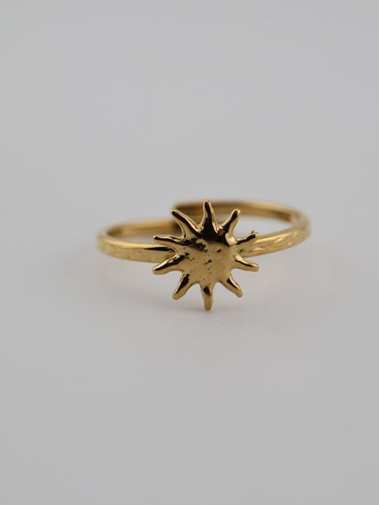Solia Ring