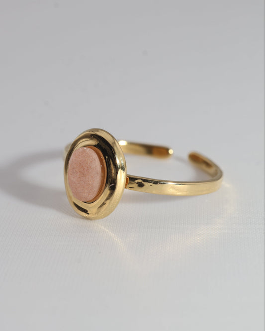 Amalya Sunstone ring — natural stone | NOEVAH