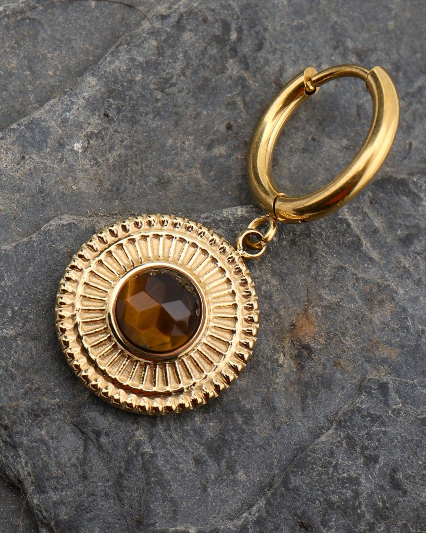 Camelia | Tiger Eye