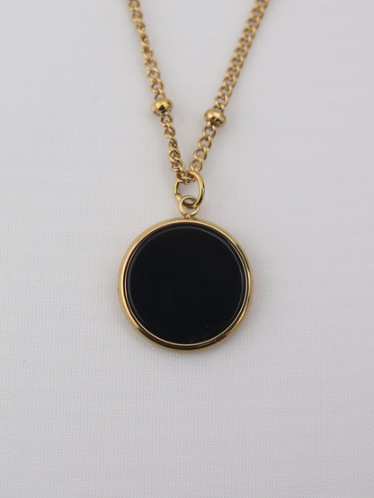Juna Black Agate necklace — natural stone | NOEVAH