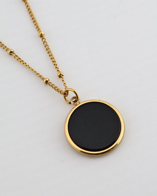 Juna Black Agate necklace — natural stone | NOEVAH