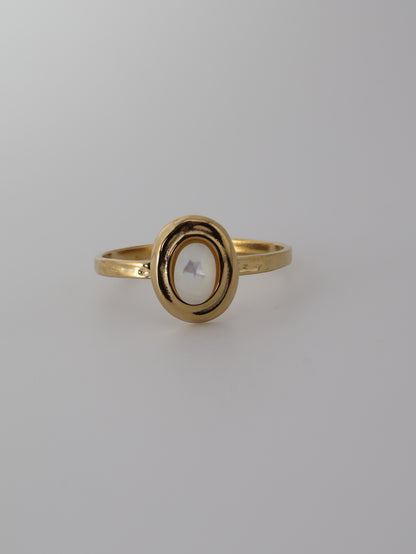 Amalya Mother of Pearls ring — natural stone | NOEVAH