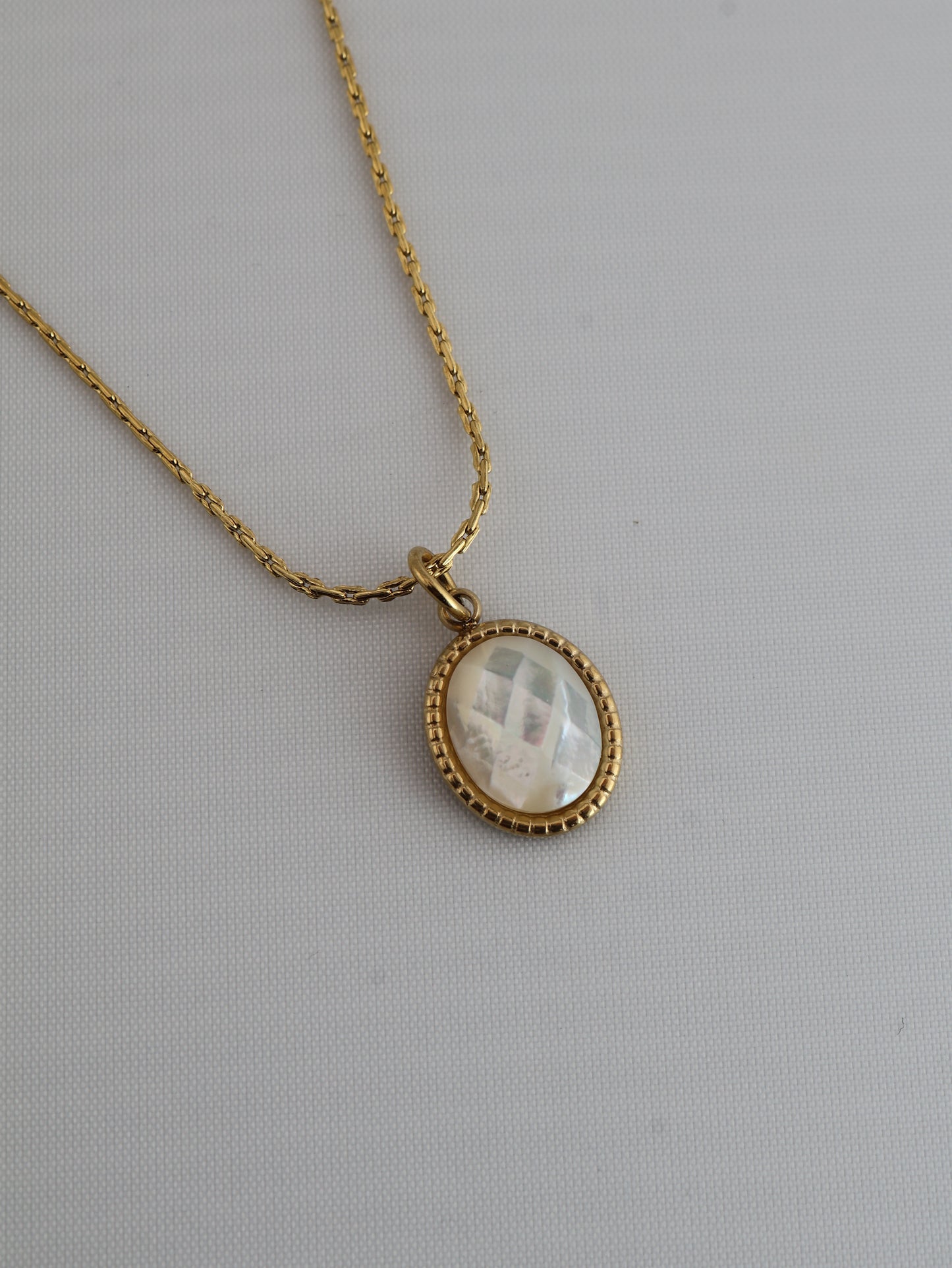 Portimao Mother of Pearls necklace — natural stone | NOEVAH