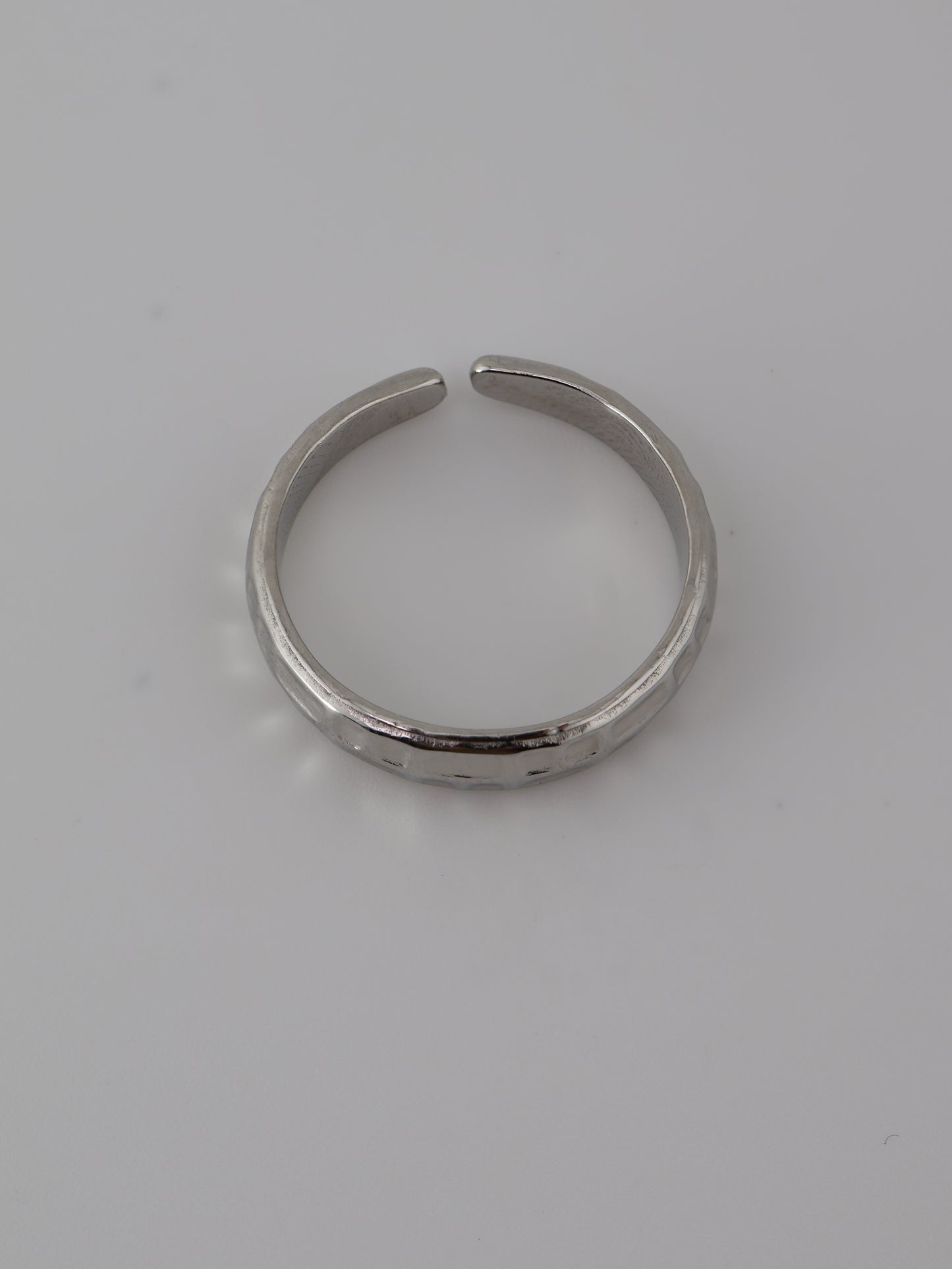 Alma Ring