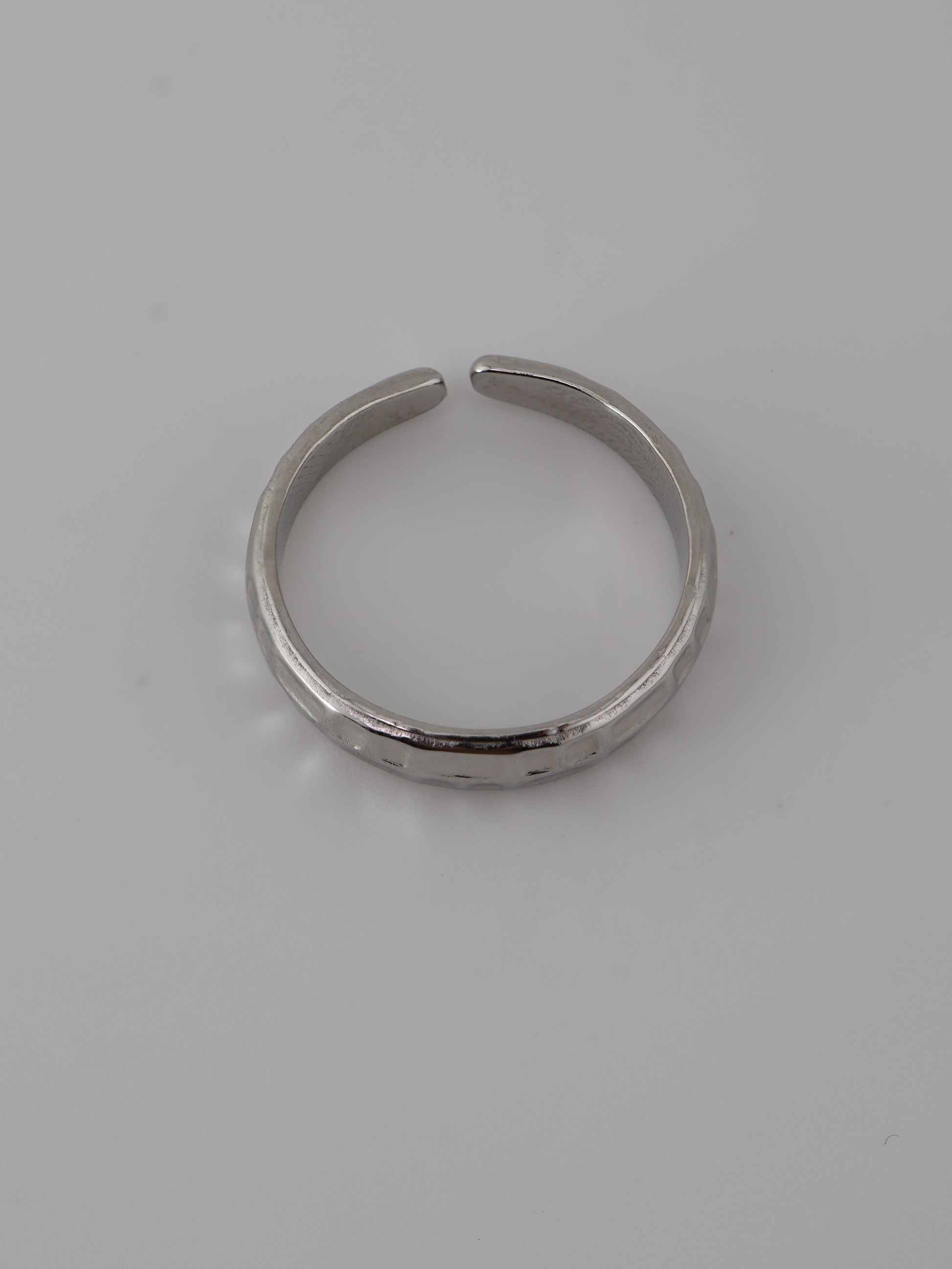 Alma Ring