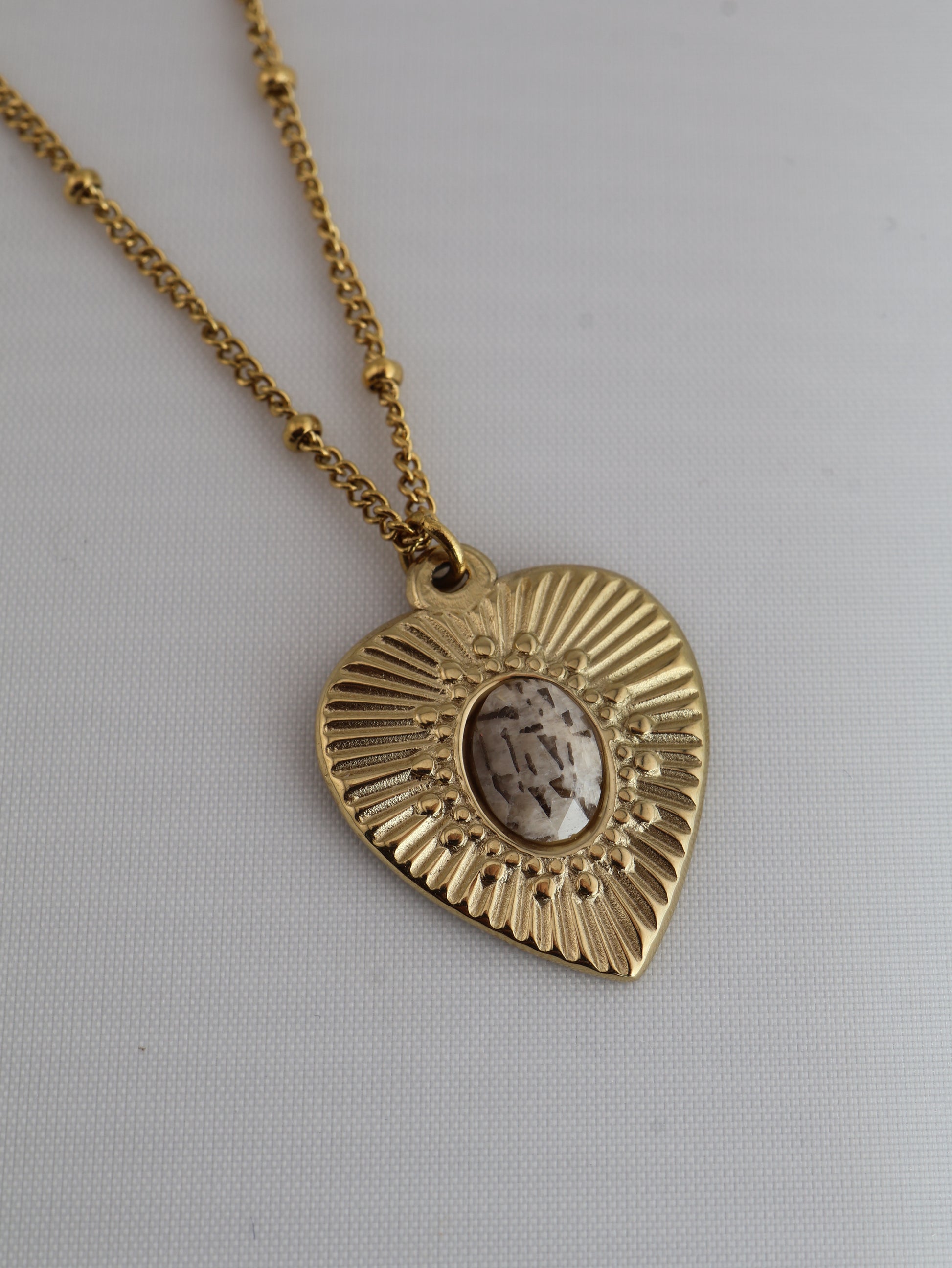 Amor necklace — stainless steel | NOEVAH