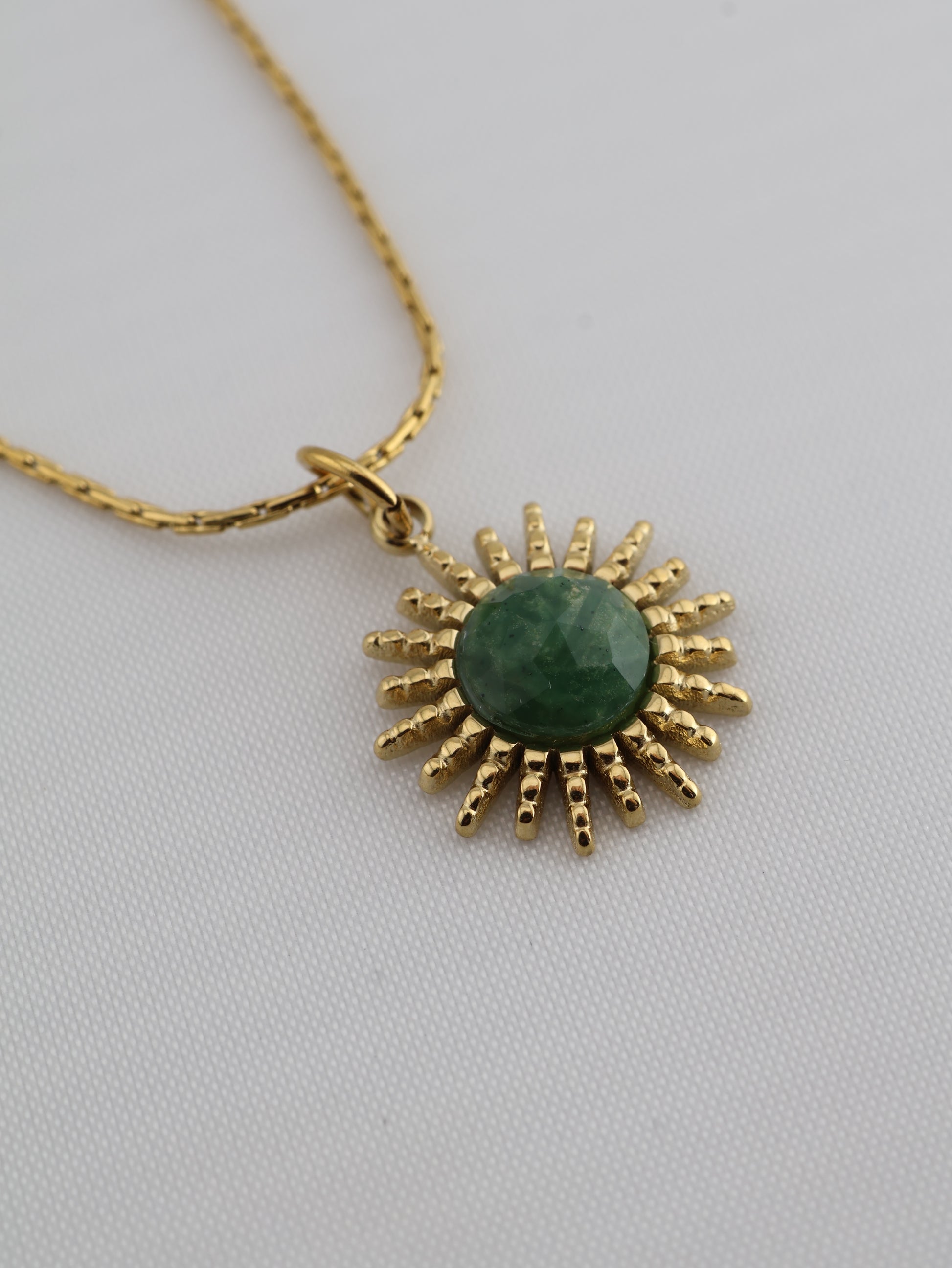 Samira African Jade necklace — natural stone | NOEVAH