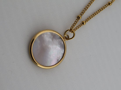 Juna Mother of Pearls necklace — natural stone | NOEVAH