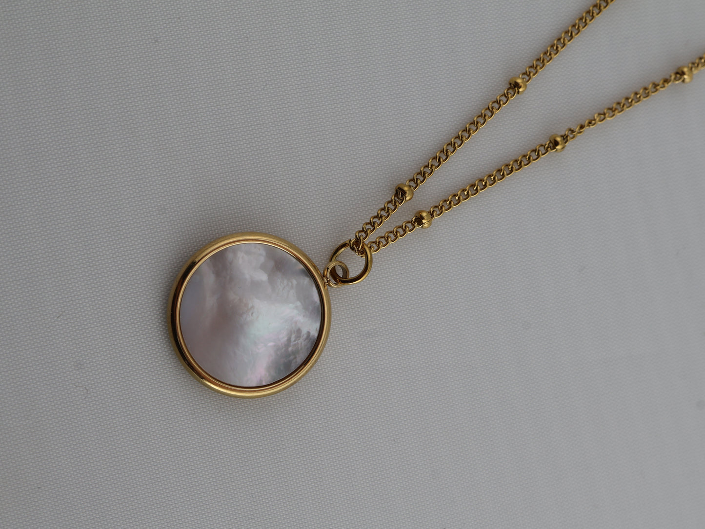 Juna Mother of Pearls