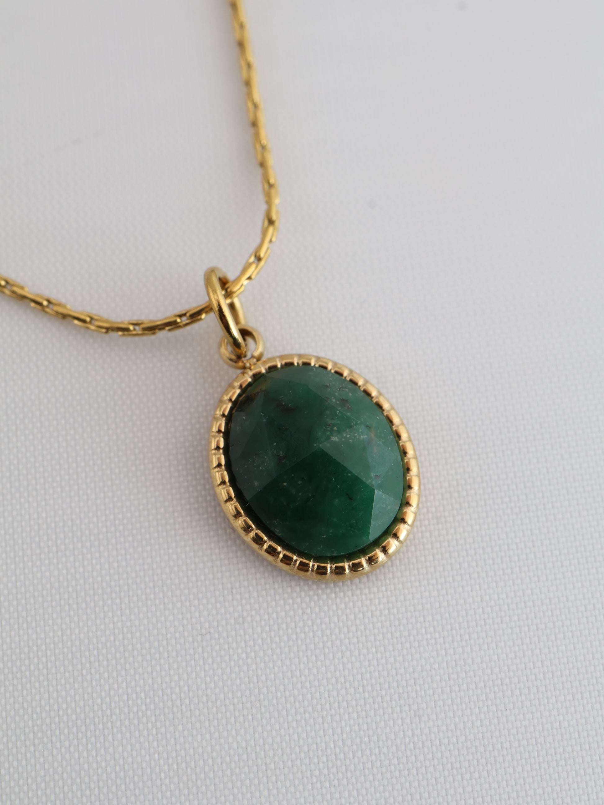 Portimao African Jade necklace — natural stone | NOEVAH