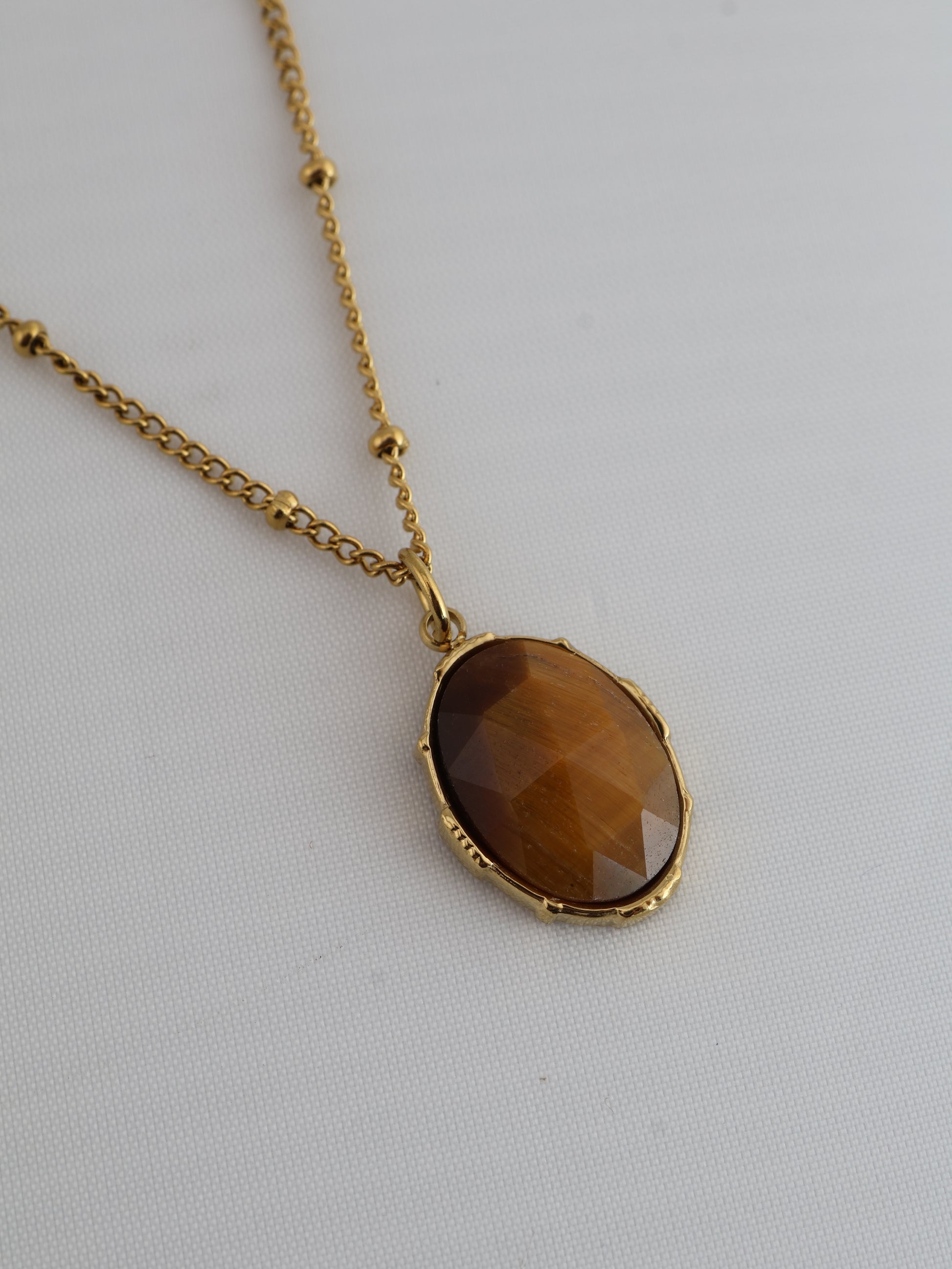 Portimao Tiger Eye necklace — natural stone | NOEVAH