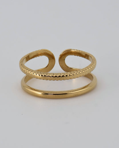 Naya gold ring