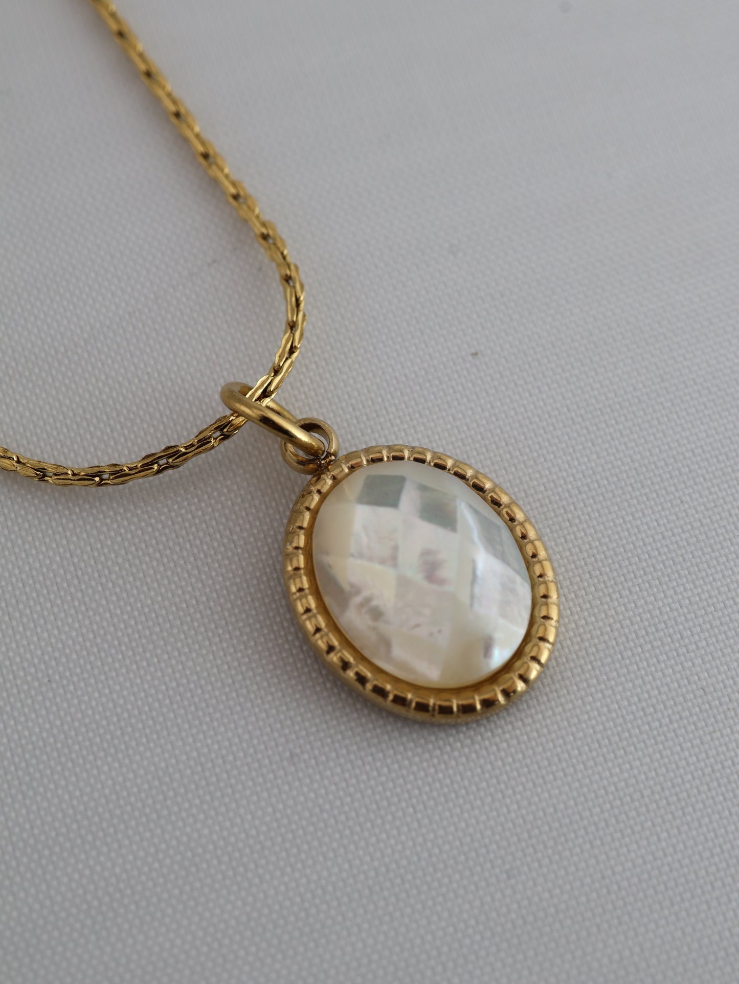 Portimao Mother of Pearls