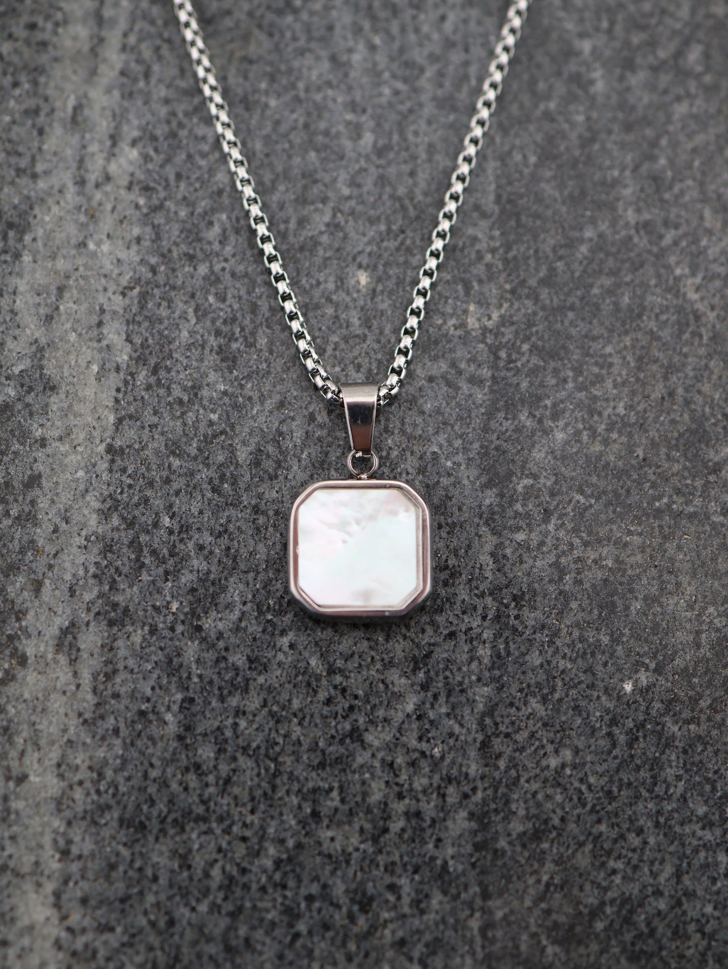 Homme Mother of Pearls