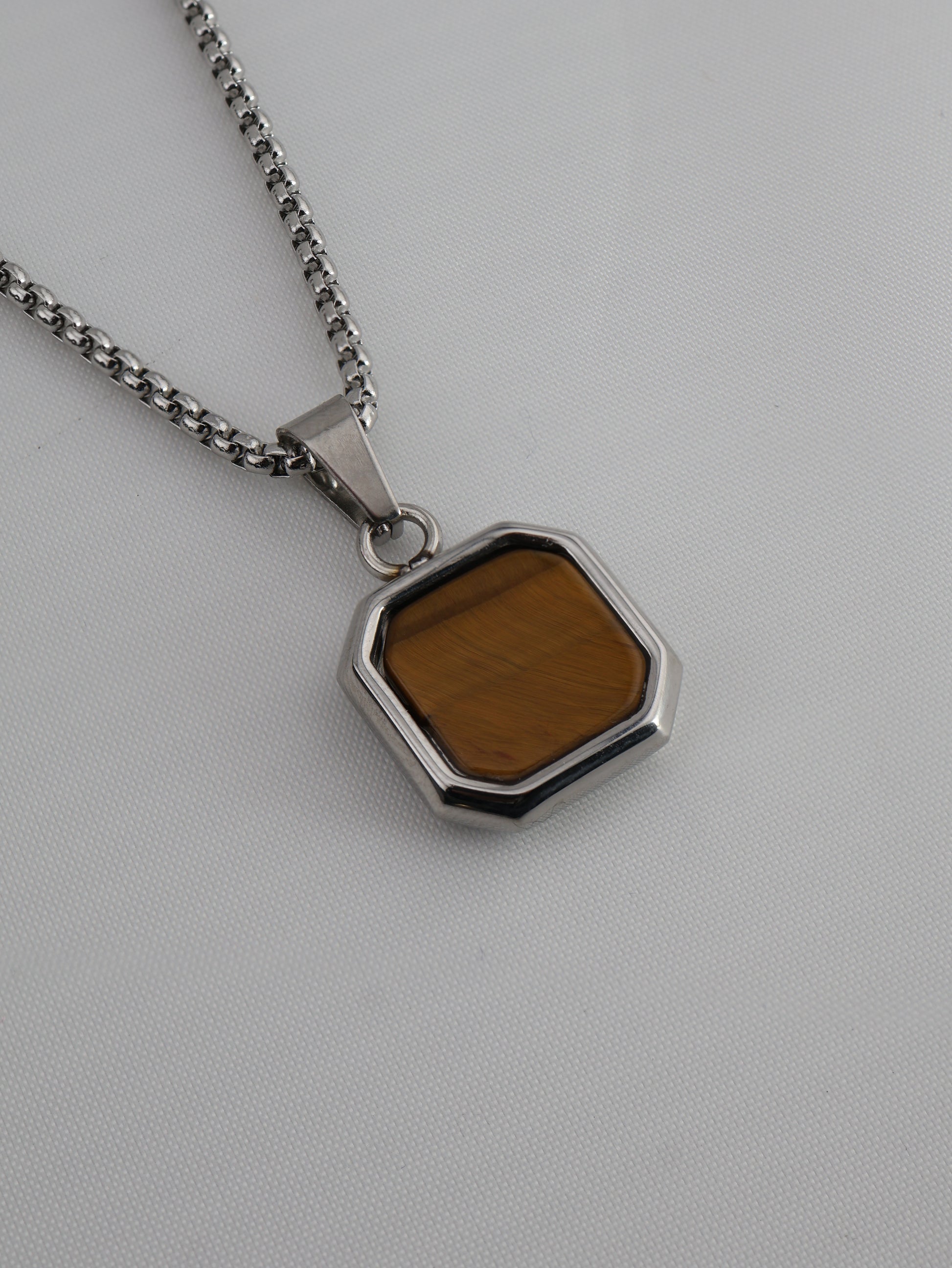 Homme Tiger Eye necklace — natural stone | NOEVAH