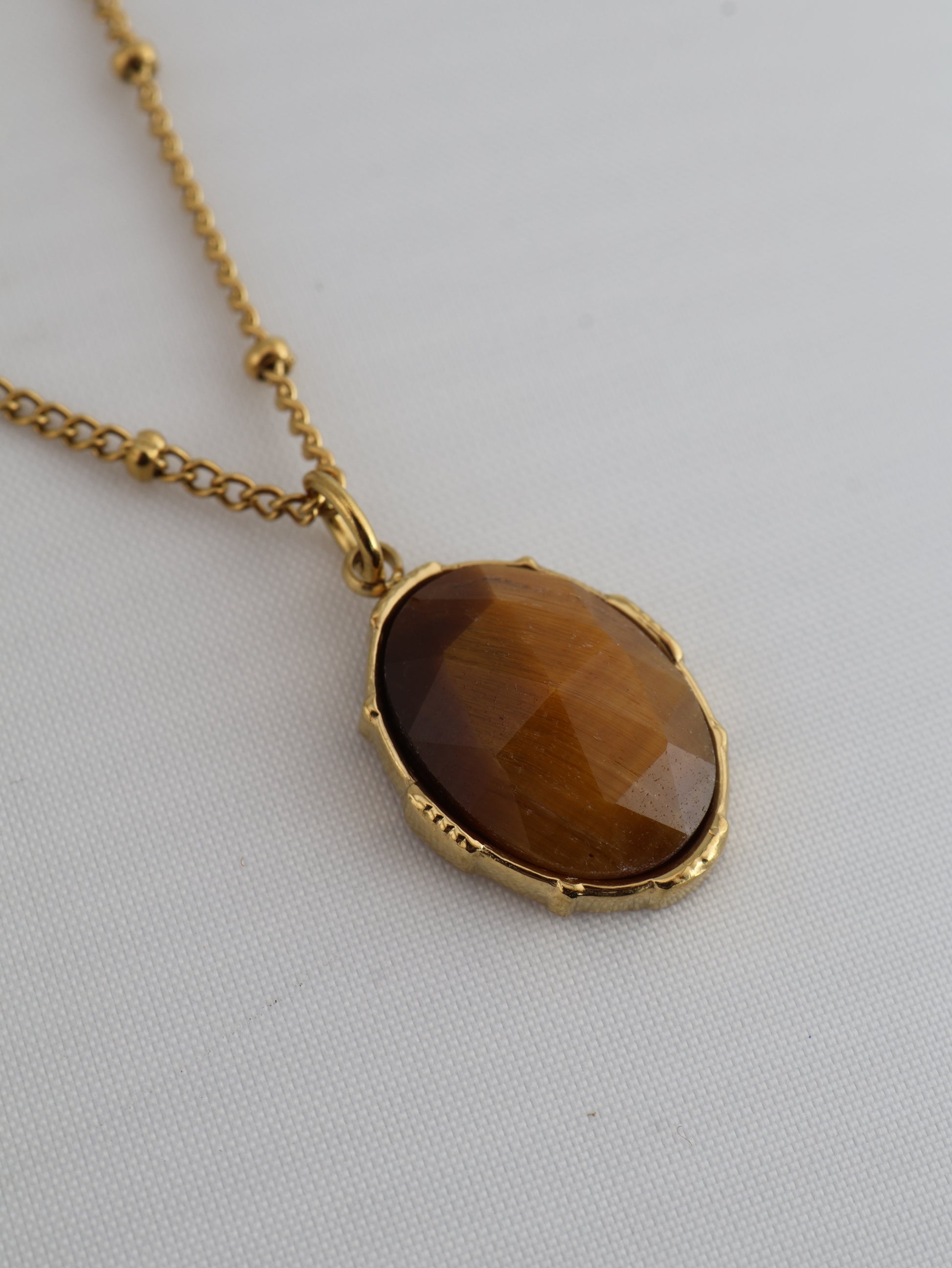 Portimao Tiger Eye necklace — natural stone | NOEVAH