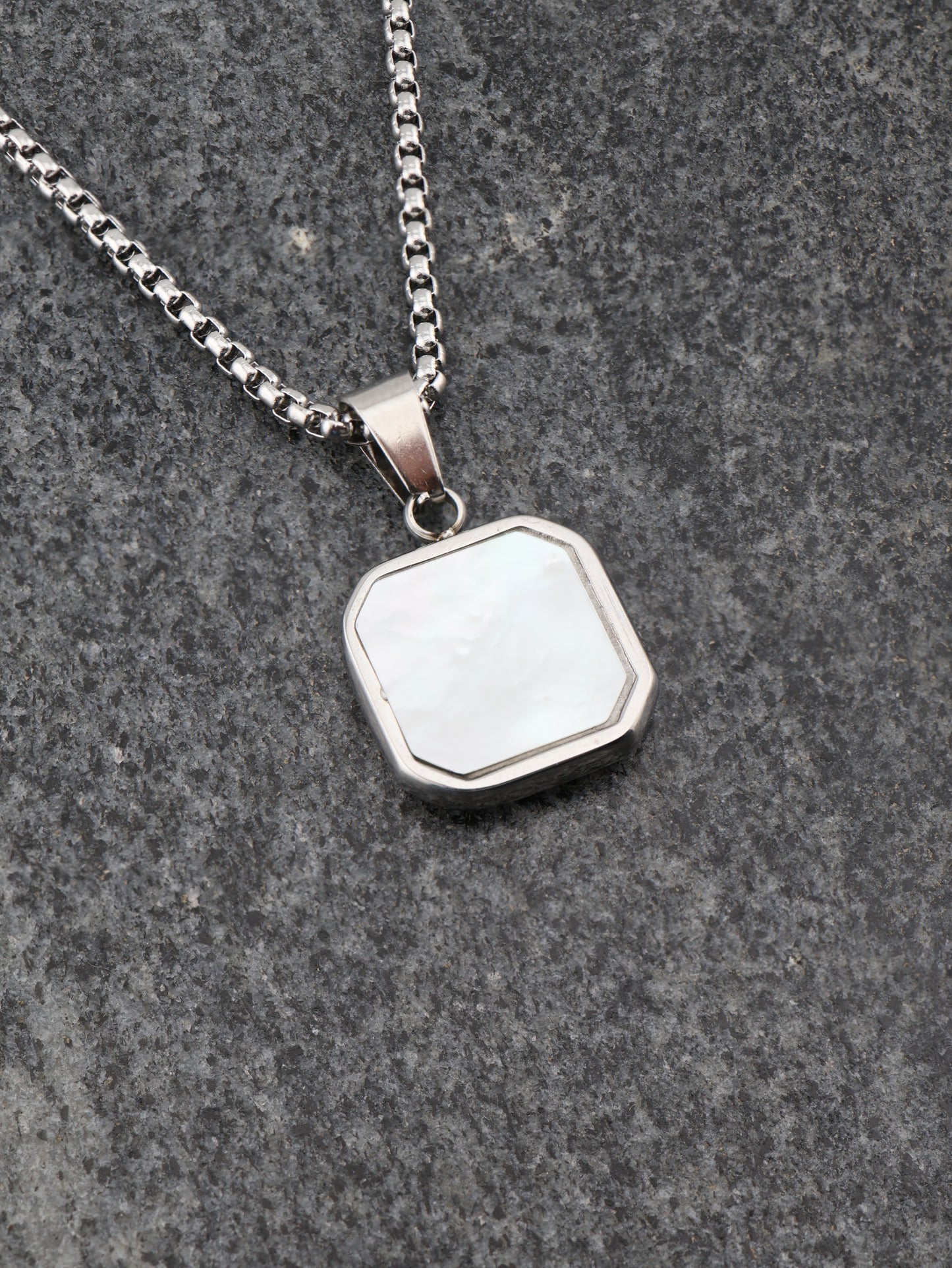 Homme Mother of Pearls