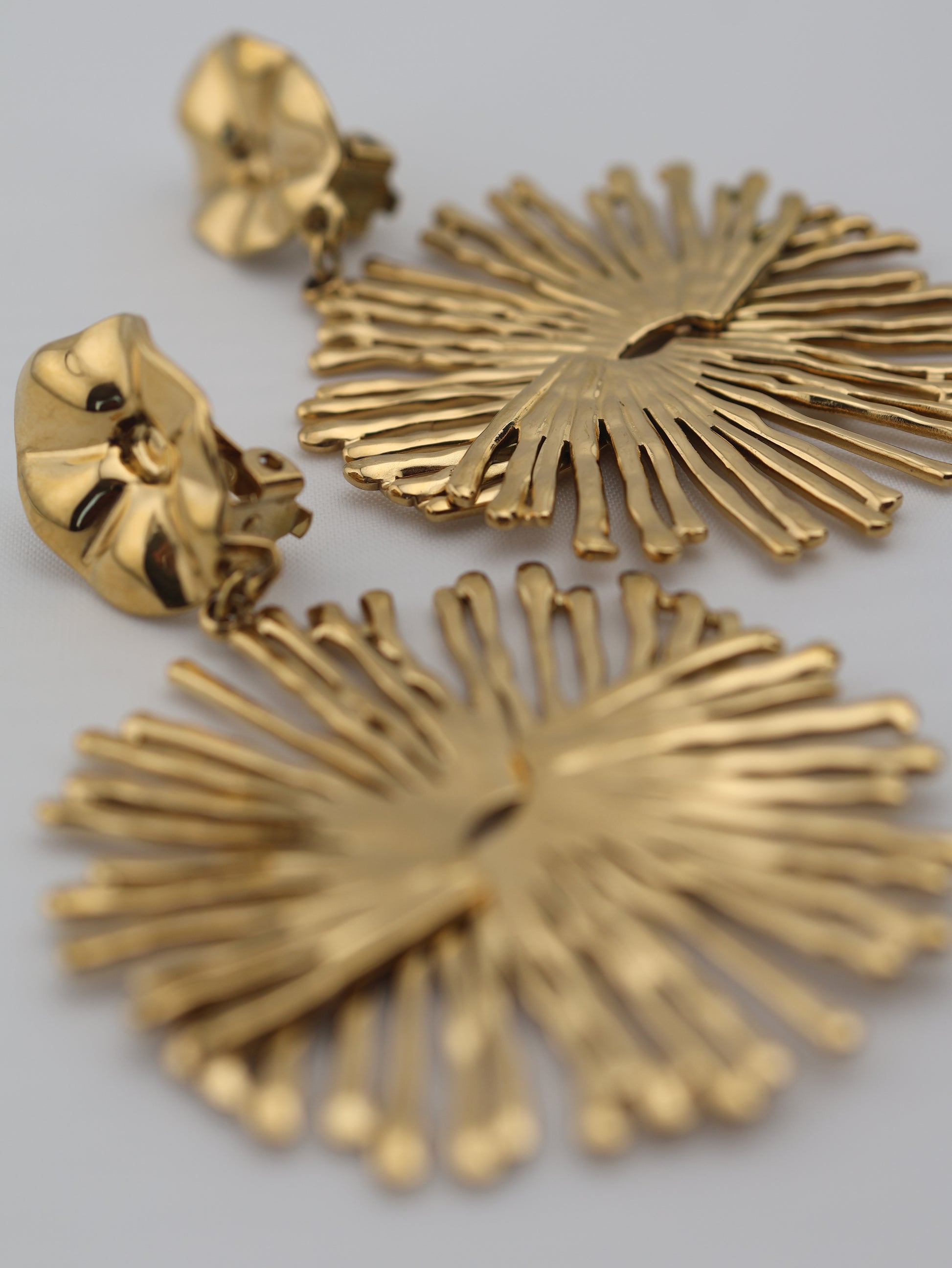 Boucles d'oreilles HELIO NOEVAH - acier inoxydable plaqué or